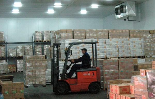 Loading and unloading works