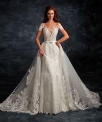 Photo — FLEUR D’ORANGE, SHOP WEDDING DRESSES