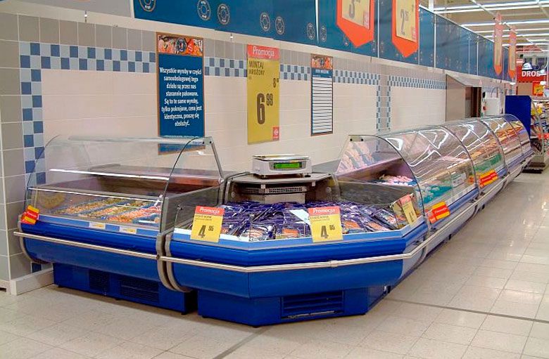 Refrigeration equipment for supermarkets