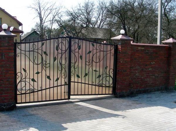 Special complex additives for concrete