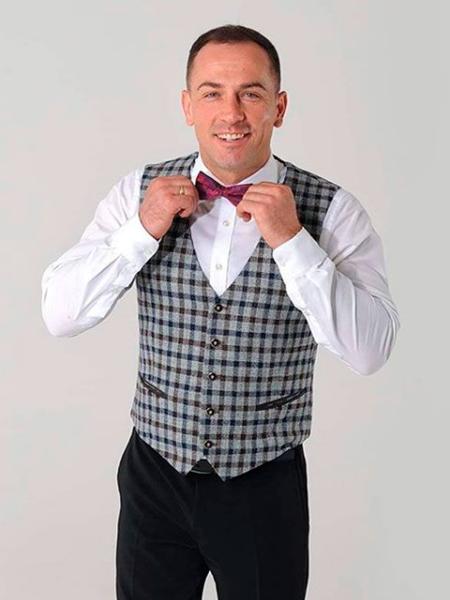 Stylist services for men