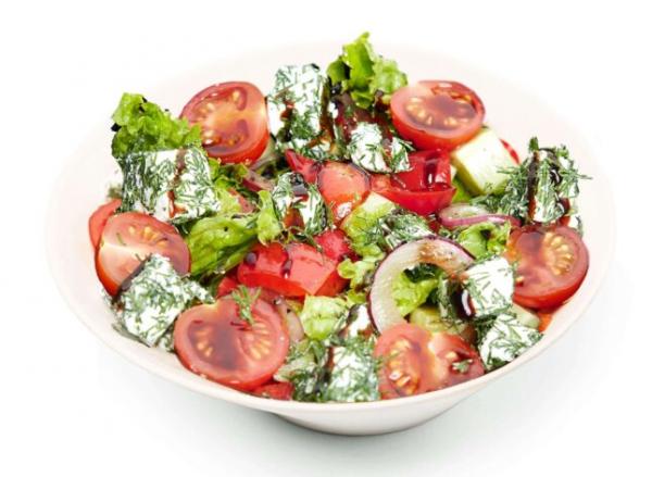 Салат овочевий з фетою