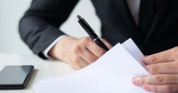 SIGNATURE AUTHENTICATION ON APPLICATIONS SIGNATURE AUTHENTICATION ON APPLICATIONS