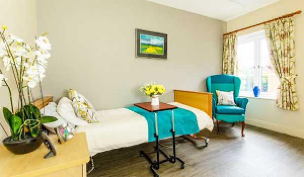 ACCOMMODATION IN A FIVE-BED ROOM ACCOMMODATION IN A FIVE-BED ROOM