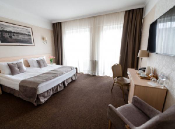 RENT A ROOM CATEGORY ”LUX”