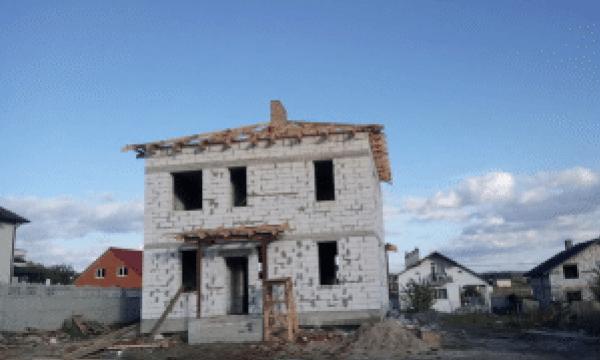 CONSTRUCTION OF A HOUSE FROM AERATED CONCRETE CONSTRUCTION OF A HOUSE FROM AERATED CONCRETE
