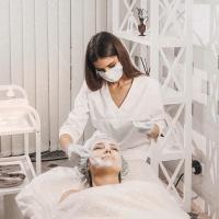 ULTRASONIC FACE CLEANING