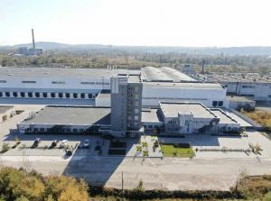 WAREHOUSE RENTAL WITH AN AREA OF 1400 M2.