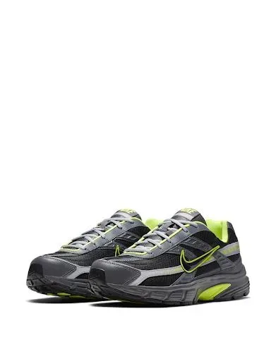 Чорні кросівки Nike